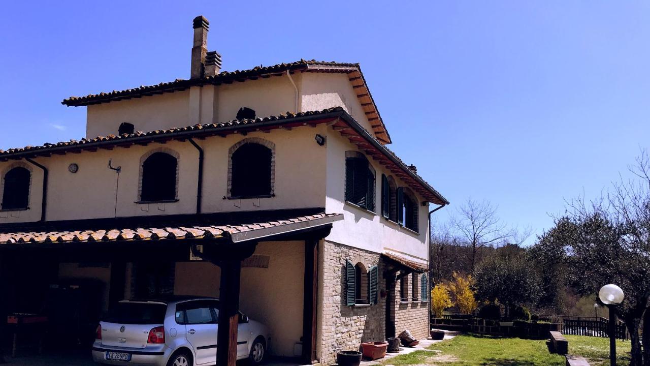 Bed and Breakfast Pian D'Isola Costacciaro Экстерьер фото